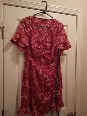 Ladies Floral Tie-Front Pink Women's Dress  (M)